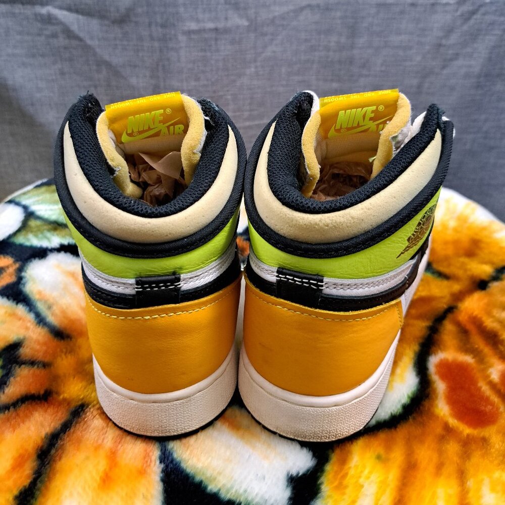 %Air Jordan 1 Retro High White Volt Size GS 6Y / 7.5 Women AJ24 - Picture 4 of 12